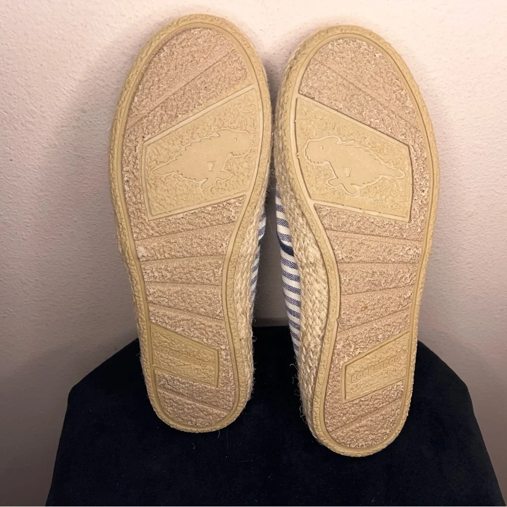Size 8.5 Rocket Dog Blue White Stripes Espadrilles  Travel Beach Casual Canvas